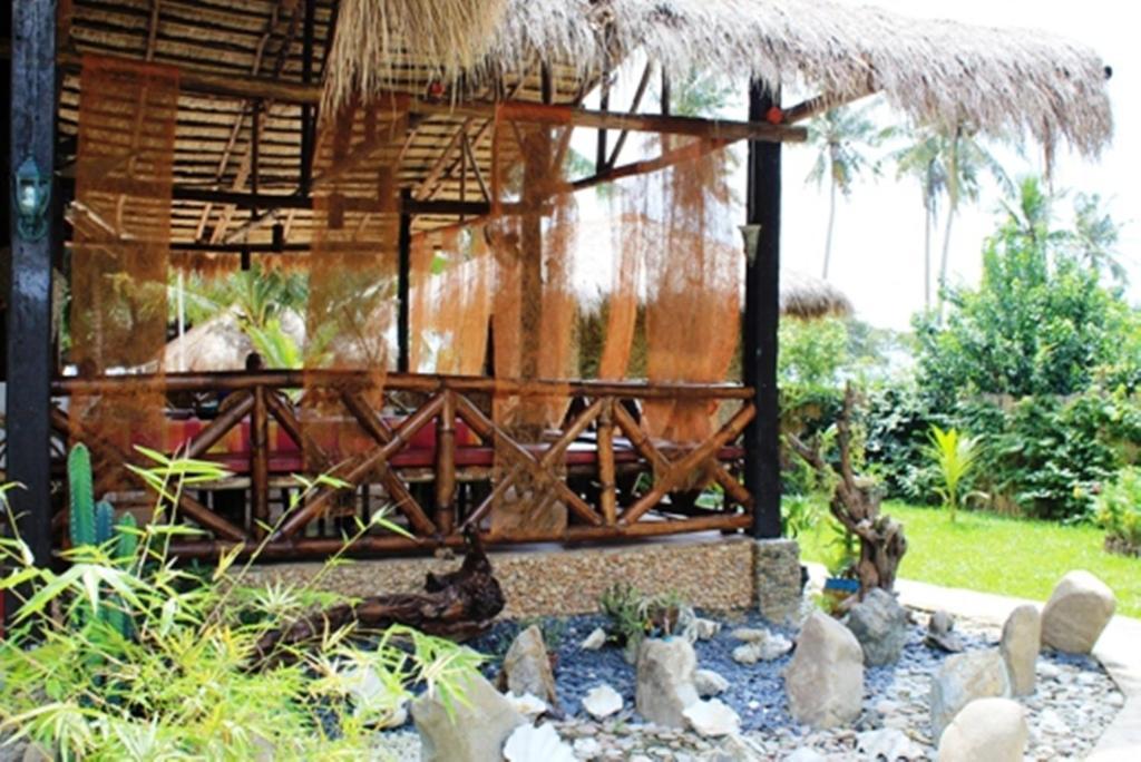 Cooper'S Beach Resort Lucbuan Exteriér fotografie