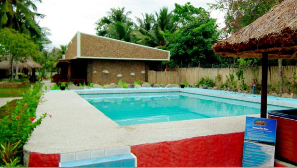 Cooper'S Beach Resort Lucbuan Exteriér fotografie